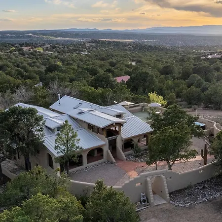 Xanadu Villa